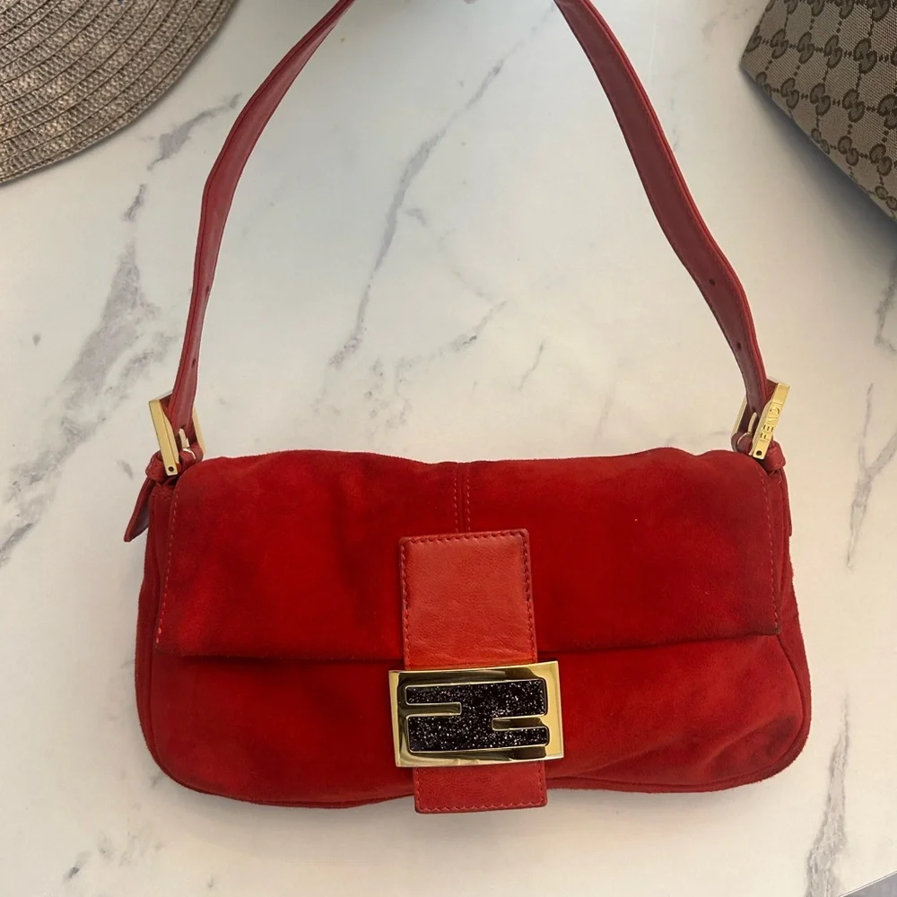 Fendi Red Suede Shoulder Bag with Gold Hardware - Picture 2 of 15